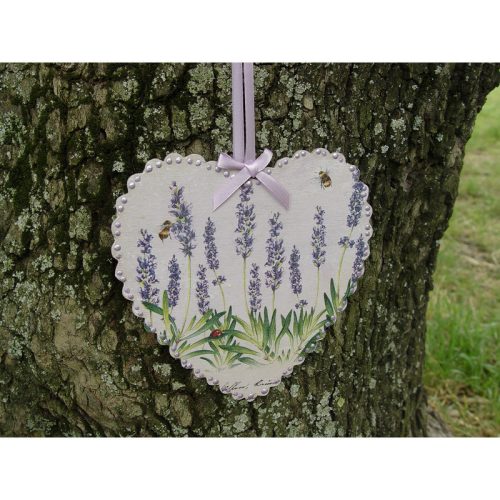 Natúr fa - Fodros szív kicsi 15cm