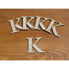 Natúr fa - Betű Carmen 5db/csomag 5cm