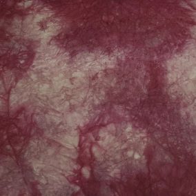 Gyűrt, merített papír fehér-bordó 1ív