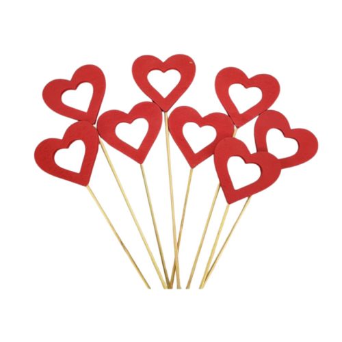 Piros fa lyukas pálcás szívek 8db/csomag