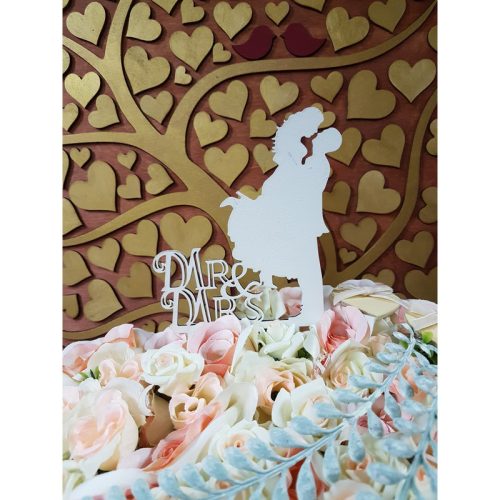 Fa -Tortadísz csókos pár "MR & MRS" fehér 18,5cm