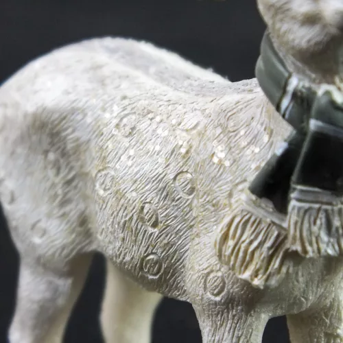 Kerámia glitteres álló fehér őzike sapkában 2 féle