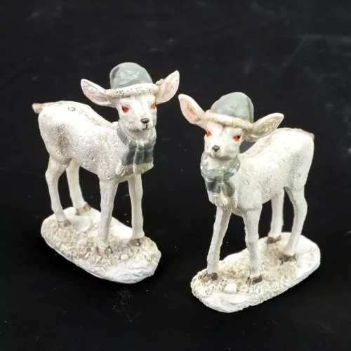 Kerámia glitteres álló fehér őzike sapkában 2 féle