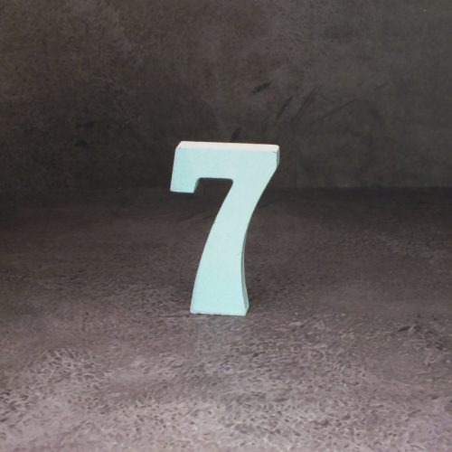 Fa asztalszámok fehér 7-es 1db/csomag