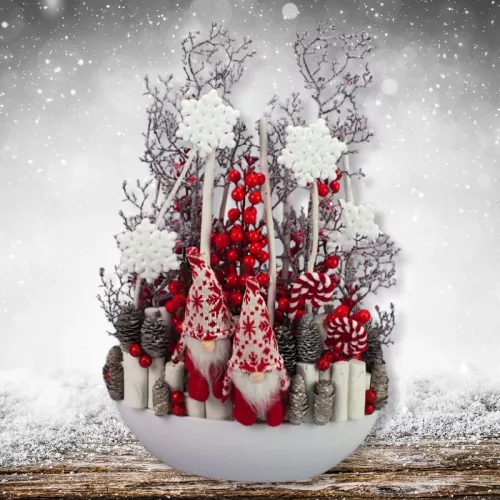 Piros skandináv manó