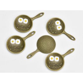   Medál - Serpenyő tükörtojással és szalonnával 5db/csomag