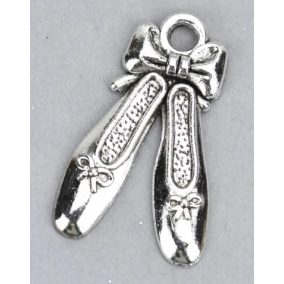 medál - ezüst balettcipő 1,8x2 cm