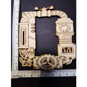   Dekoratív steampunk fa betű "O" – kb. 8,5 × 10 cm