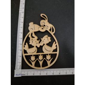   Fából készült húsvéti nyuszi figura csirkével és tulipánokkal (9,5x6 cm)