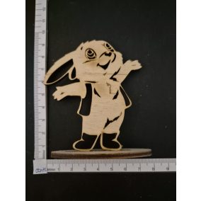 Talpon álló fa nyuszifigura (9x8 cm)