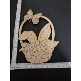   Fából készült húsvéti kosárfigura nyuszifülekkel és tojásokkal (12x8 cm)